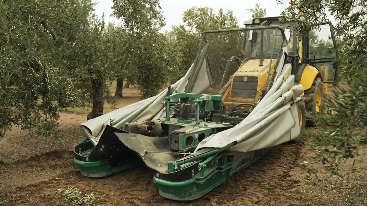 BS | RETRO NEWHOLLAND 4K