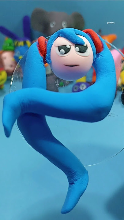 I made a miku leg meme from clay #shorts #clayart #miku #hatsunemiku
