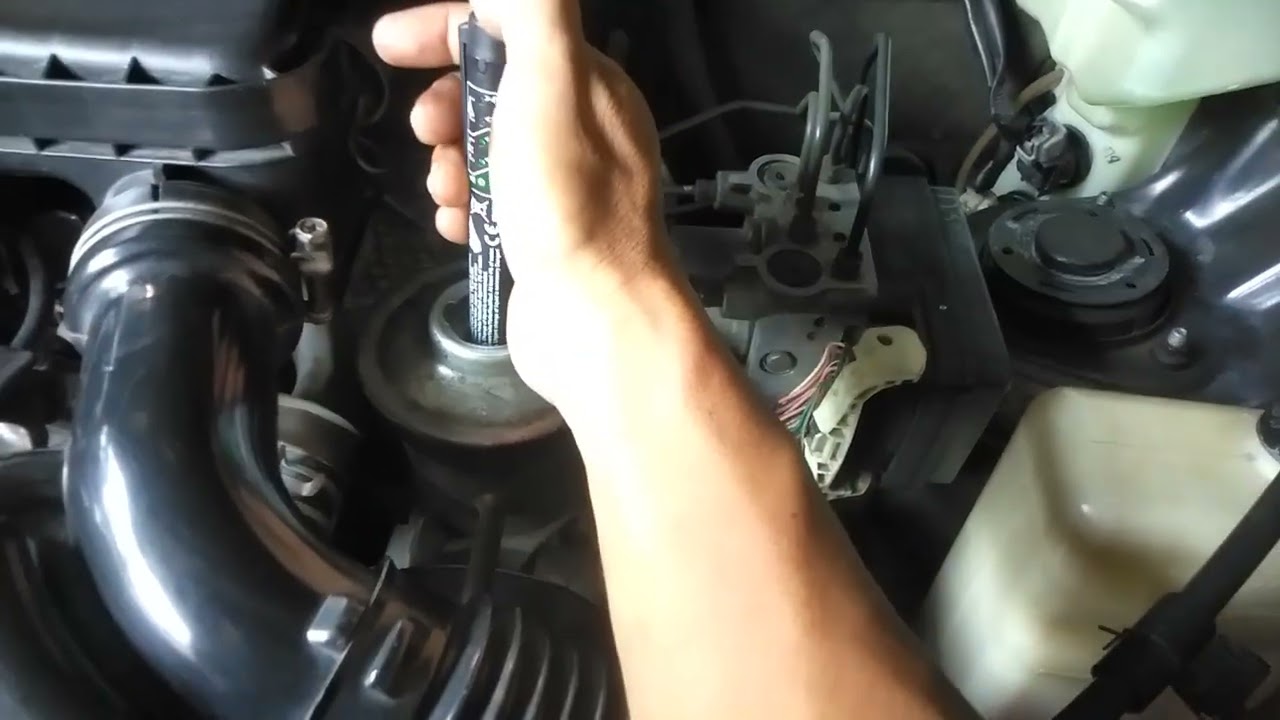 Cek kwalitas minyak power steering apakah masih layak