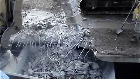 NIPIGON RIVER 1975 BRIDGE DEMOLITION 5