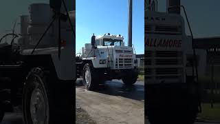 Download Lagu Mack with 16V71 air start Detroit Diesel #macktrucks #Detroitdiesel MP3