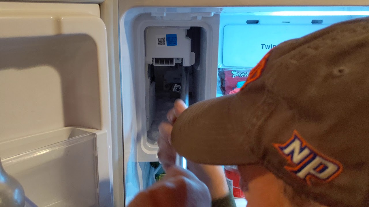 Ice maker repair on a Samsung refrigerator - YouTube