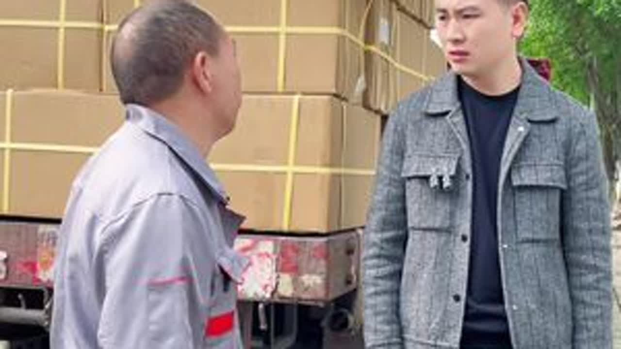 这次没有拿好处费，货下一半了不下了什么情况？#万万没想到 #货车司机 #一定要看到结尾