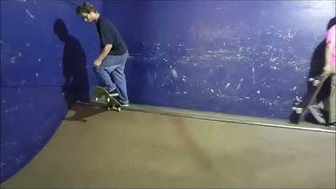front tailslide on transition trick tip
