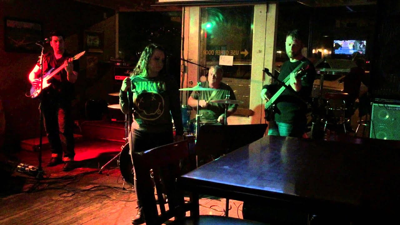 Gabrielle Singing Dreams by Fleetwood Mac. YouTube