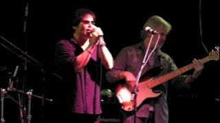 Baywatch Theme performed live by Jimi Jamison in Celebration