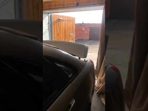 Открытие багажника с