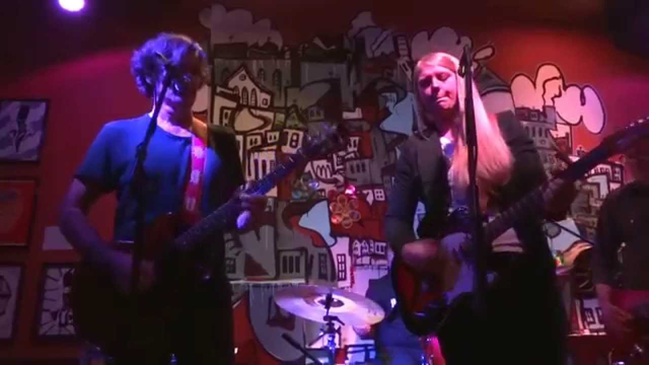 Gemini YoYo - Eric Bazilian and Alexis Cunningham - The Man Band 10-4-14