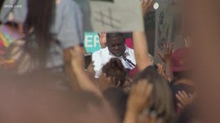 Prayer vigil held at Freedman's Cemetery in Dallas Sunday