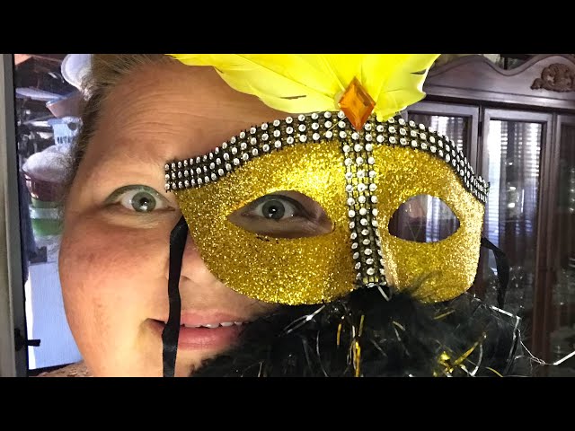 Masquerade party themed decorating ideas 