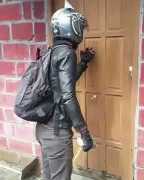 Wayahe wayahe bayar hutang (lucu)