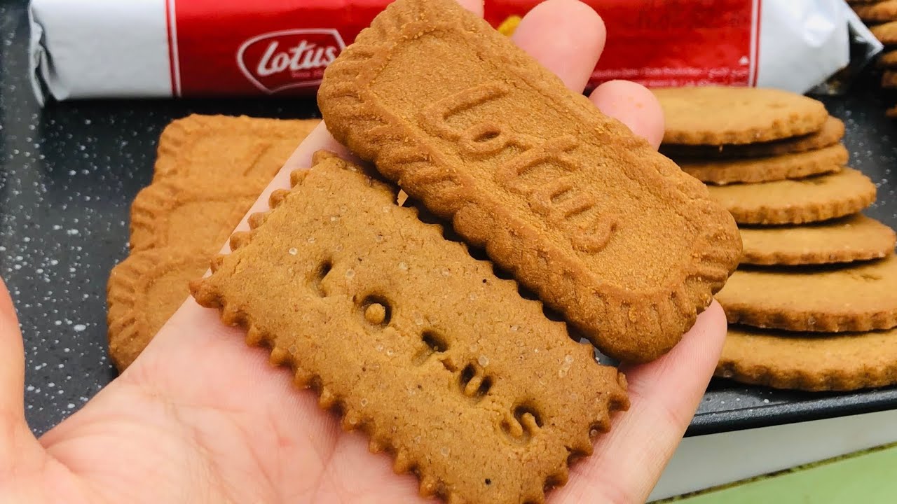 بسكويت اللوتس بدون أي تعقيدات Biscoff cookies