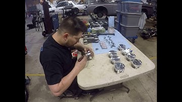 Time-lapse Of Building a 5.0L Coyote Engine Part 1