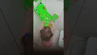 Júlia Preparando Seu Banho, Nesse Calor De Setembro 2023