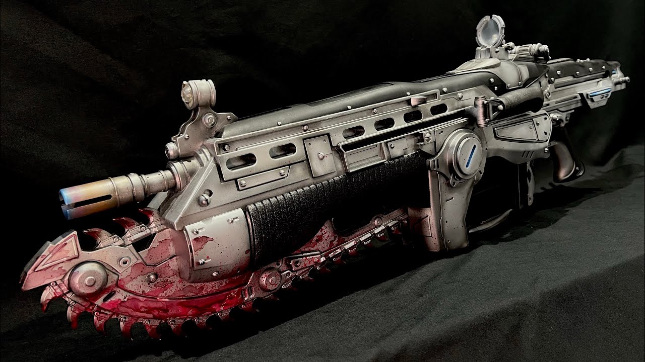 REPAINT OF NECA GOLD GEARS OF WAR LANCER 