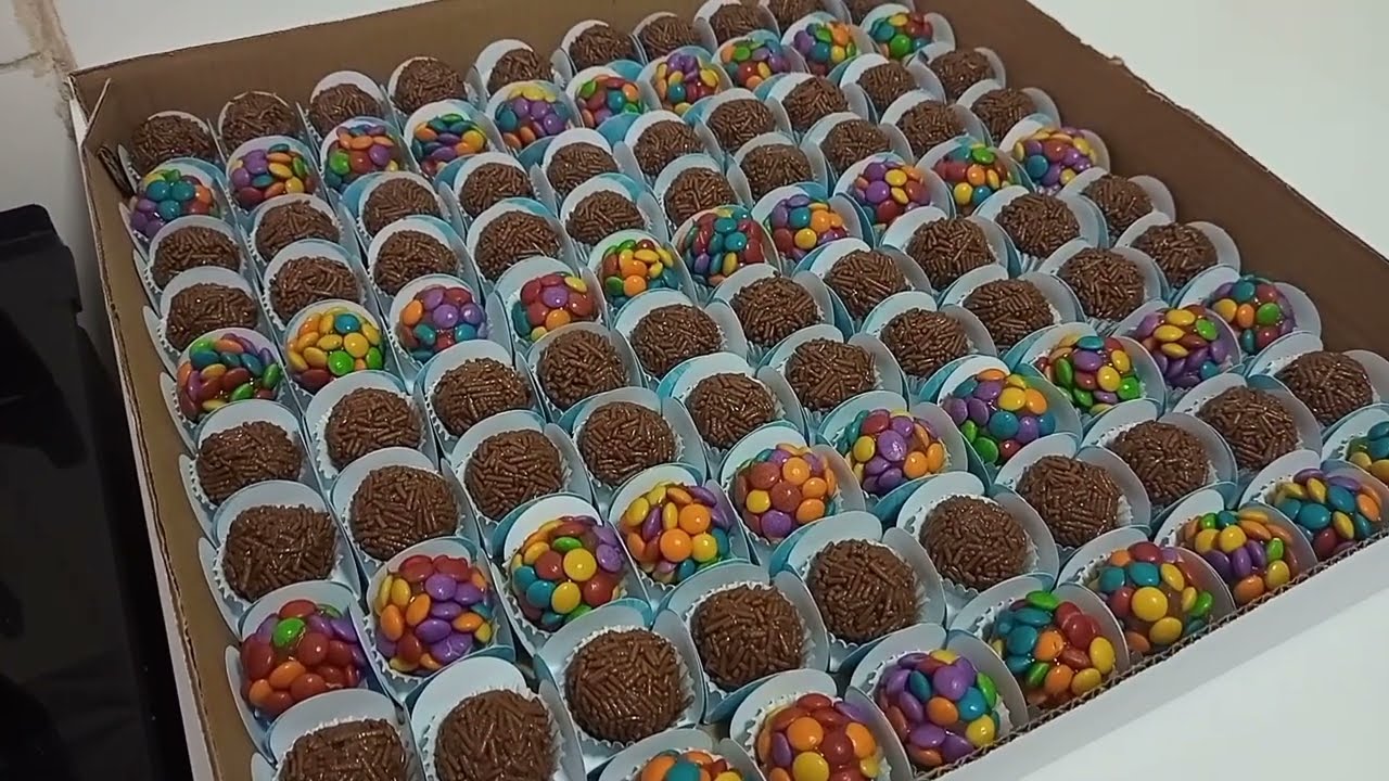 Como preparar 100 Docinhos de Festa / Cento de brigadeiros / Brigadeiro de Confete para as crianças