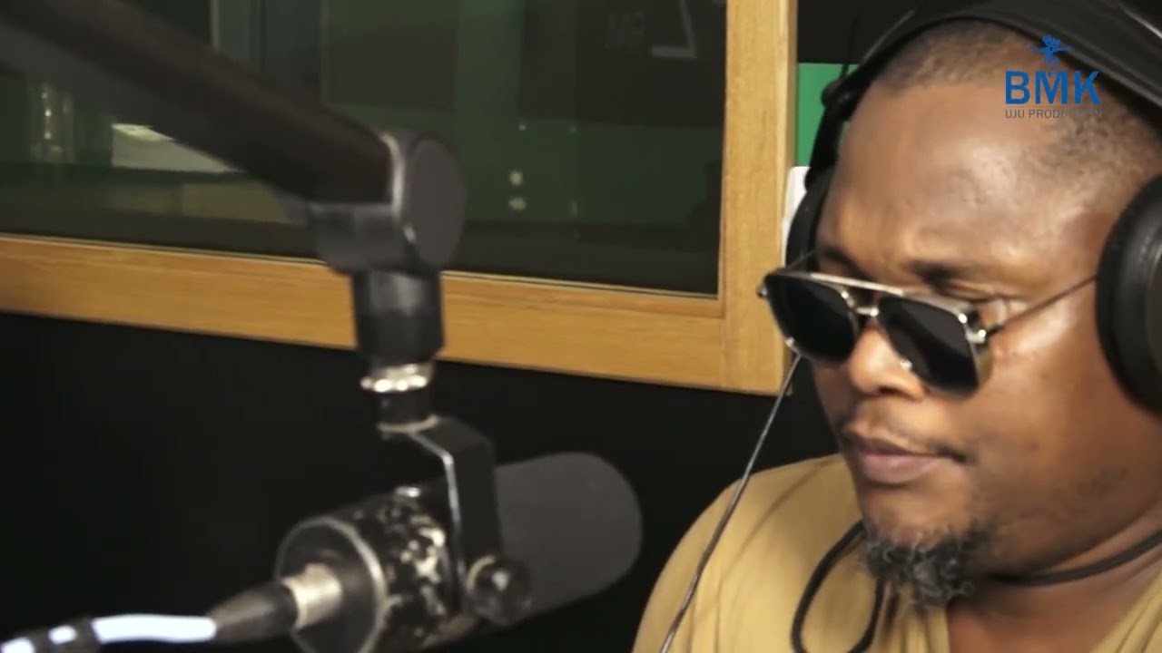 Zanemvula & Zoom - isandla (intshumayelo)