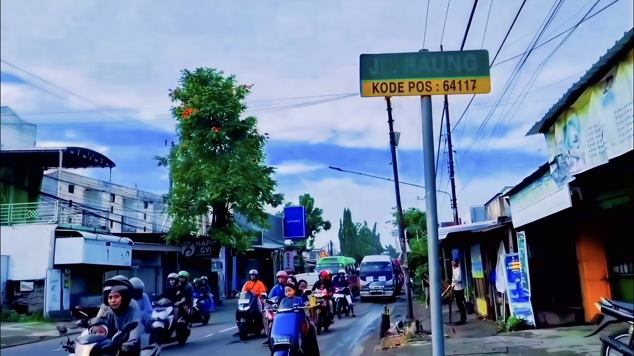 Morning walk to JL.RAUNG rute dari JL.KH.AGUS SALIM kota KEDIRI