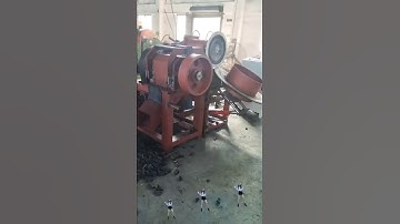 waste tire recycling machine.tire block cutting machine