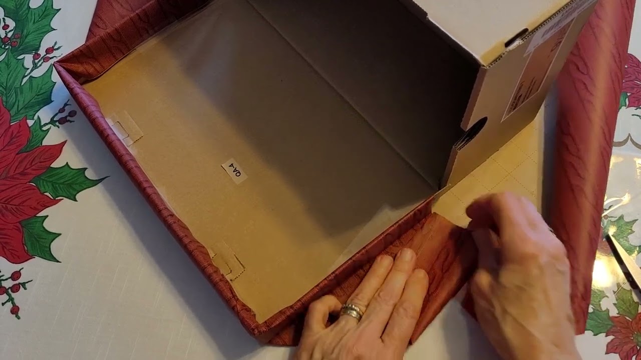 置物 HOW TO WRAP Gift Wrapping Shoeboxes for Operation Christmas Child Shoeboxes