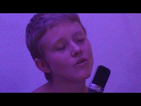 Alice Phoebe Lou - Only When I (live)