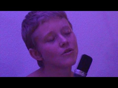 Alice Phoebe Lou - Only When I (live)