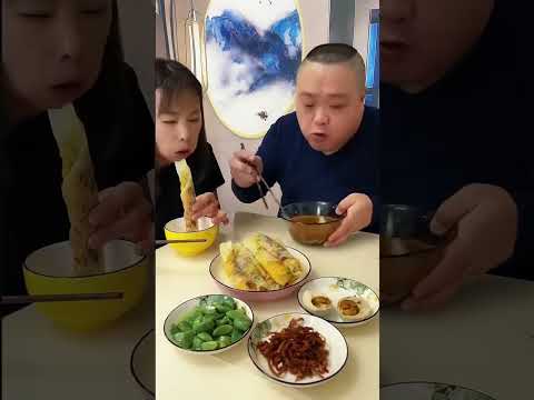 Funny Husband and Wife Eating Show - Epic Food Battle! 🤣😂#asmr #美味しい食べ物#食べ物 #vlog26