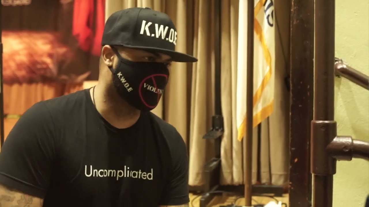 K W O E Visits Darwin!