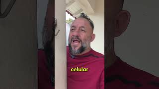 Capinha de celular... #humor #piadas #piadascurtas #comedia