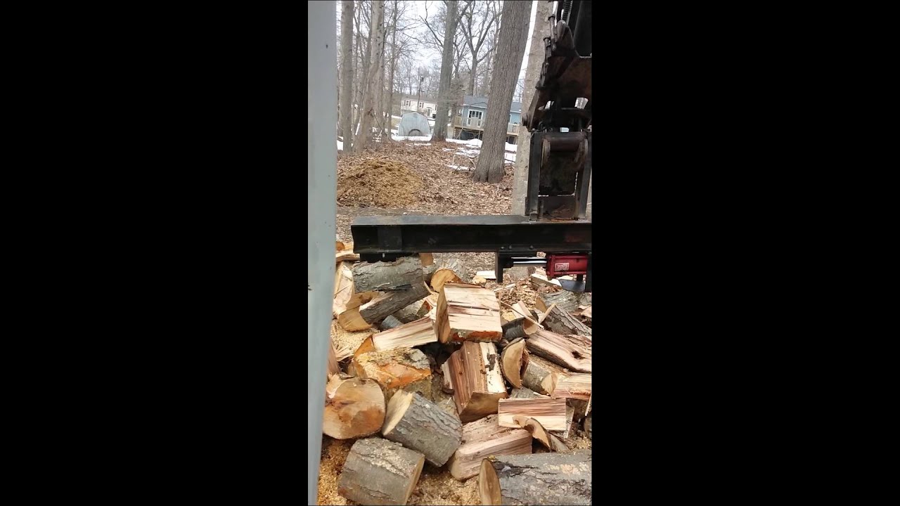 Takeuchi TB125 quick attach log splitter