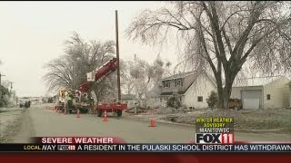 5PM WED OSHKOSH DAMAGE AND WPS OUTAGES