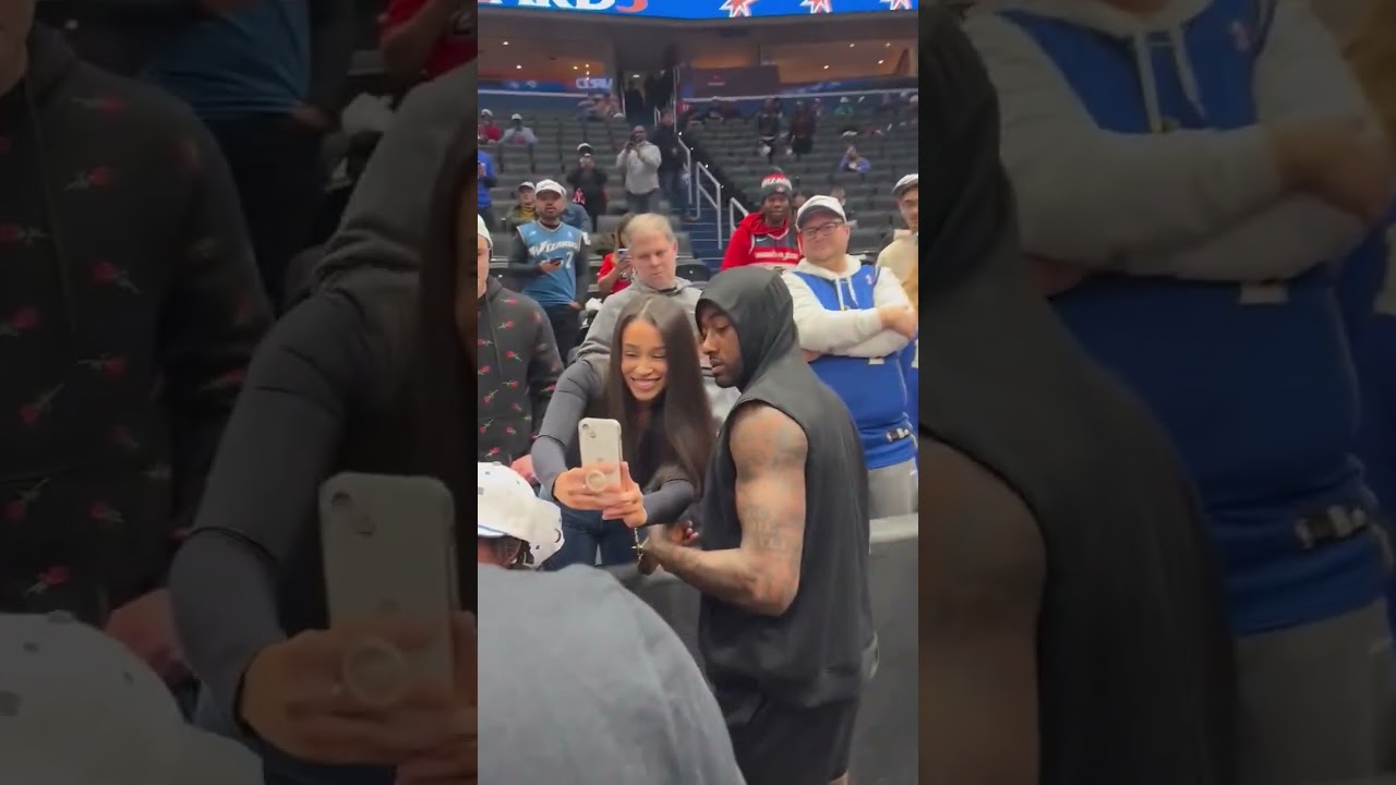 A clearly emotional John Wall signing autographs for fans for over 10 min before Clippers-Wizards