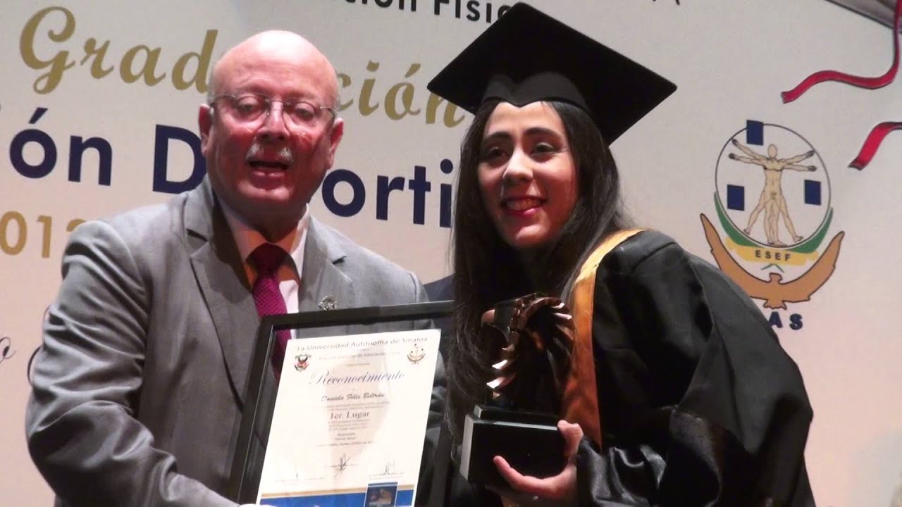 educación a distancia Preside Guerra Liera la graduación de la Licenciatura en Educación Deportiva