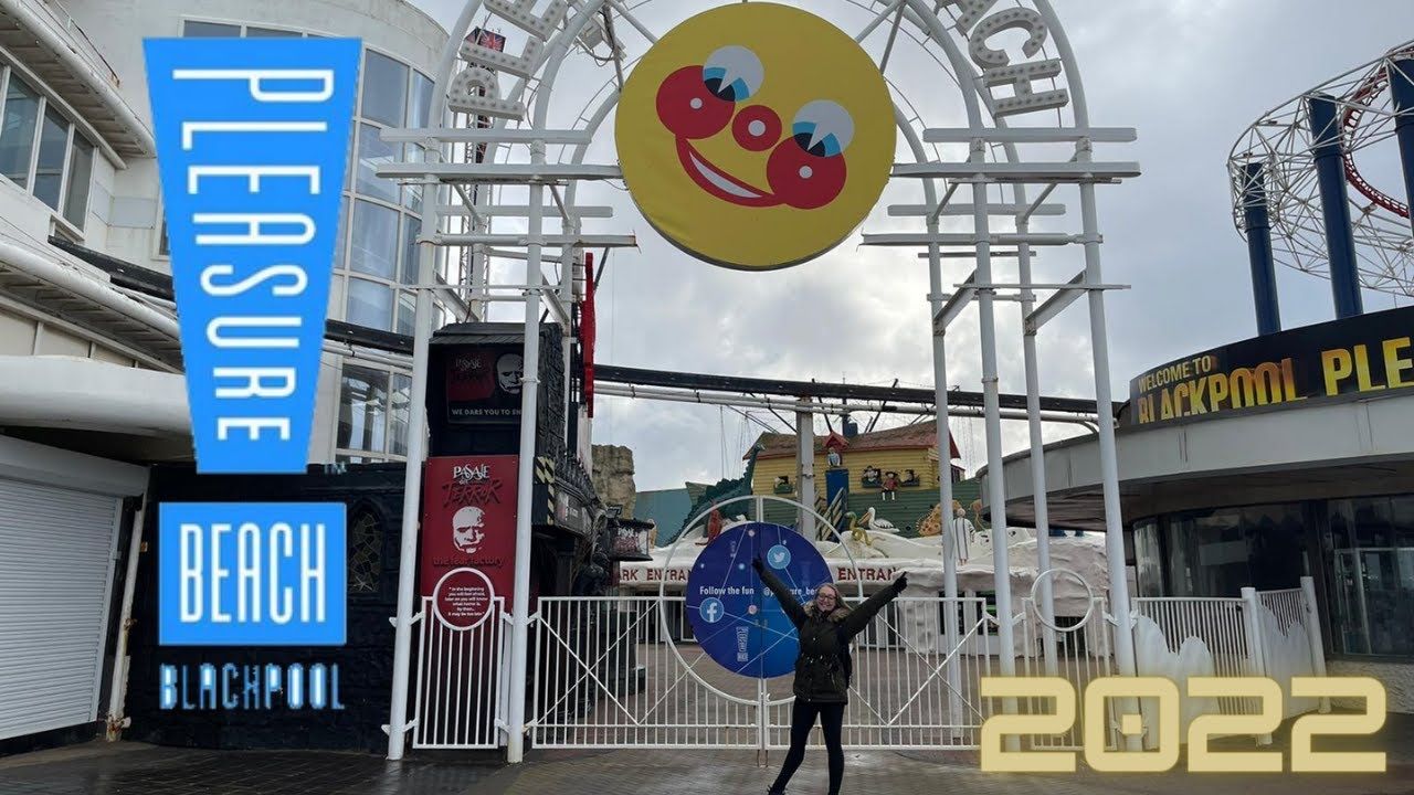 Blackpool Pleasure Beach Opening Weekend | 2022 Season | VLOG
