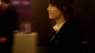 20091211 YAHOO 搜尋人氣頒獎典禮 張芸京+具惠善+范逸臣走紅地毯