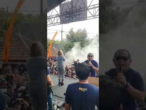 ONE PRO - ANGGUN PRAMUDITA -SING KUAT-WANDRA./Pemuda gladak kembar bersatu/