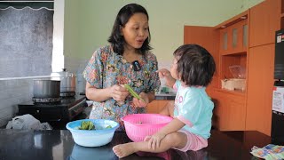 Harvesting Papaya From The Backyard The Hassle Of Cooking While Babysitting