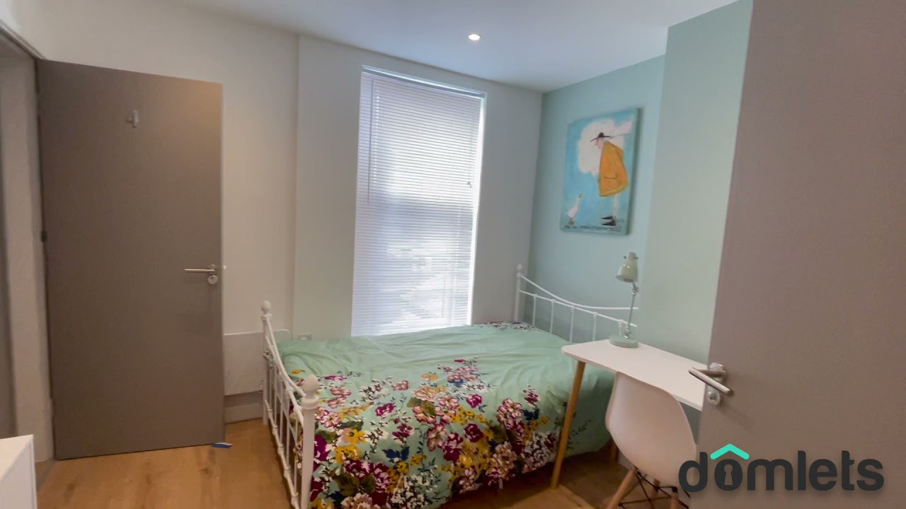 Middlewich Road, Northwich, Cheshire, CW9 7DA room 4 YouTube