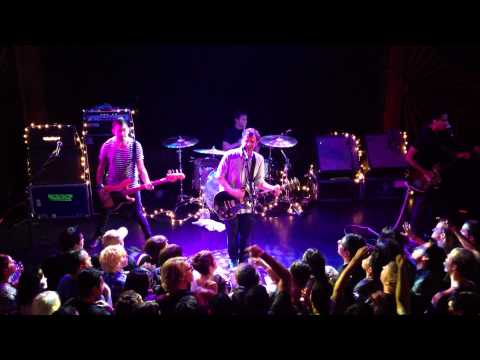 Saves The Day at The Troubadour - 10-12-2013 - 21. A DRAG IN D FLAT