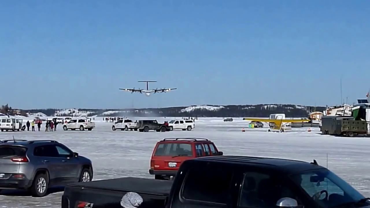 Extreme Low Takeoff DHC Dash 7 from Ice Strip, Yellowknife Canada