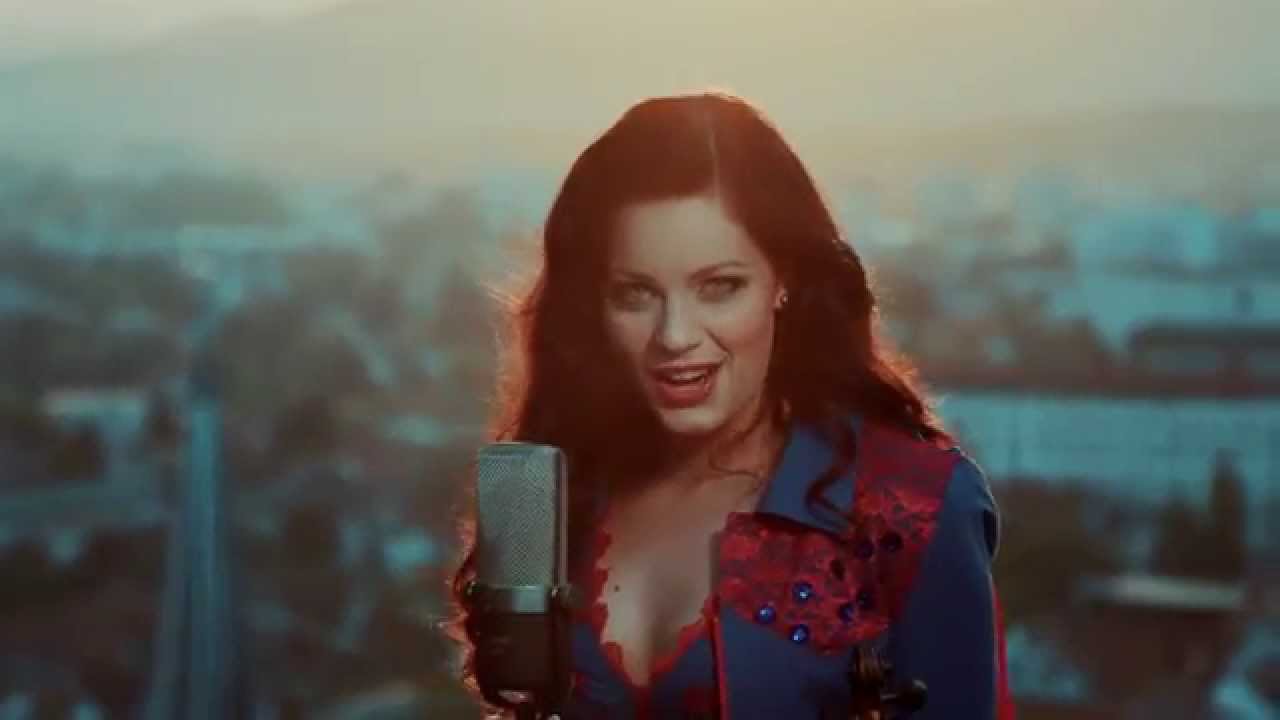 Donačka - NA VRH SVETA [official video]