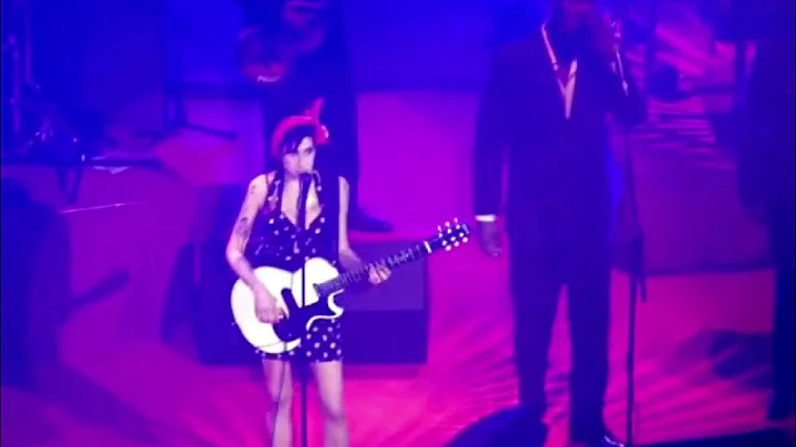 AMY WINEHOUSE IN CONCERT: Carling Academy Brixton,...