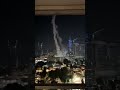 Israël bombarde l’Iran.