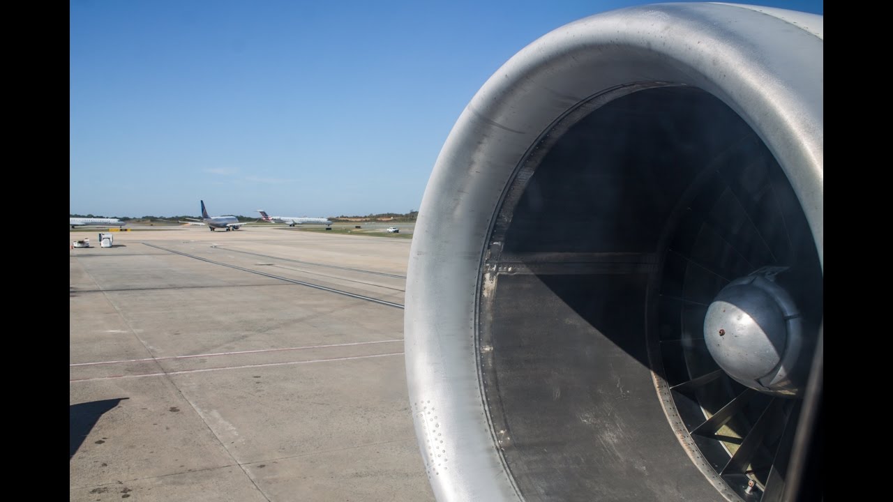 STUNNING JT8D Sound! Delta Airlines MD-88 POWERFUL takeoff in Charlotte (DL2251)