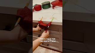 The perfect Christmas bow #christmasdiy #holidaydecor #ribbon