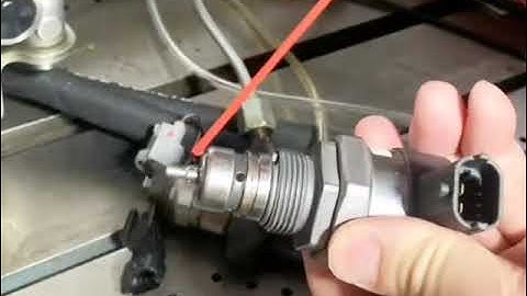 Common rail diesel fuel injector pump test bench DRV valve cleaning video
