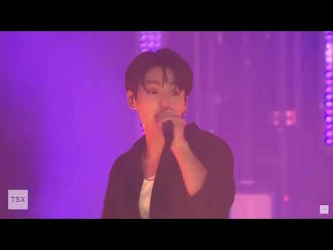 [full] jungkook performing 'please don't change' at Times Square (TSX Stage)