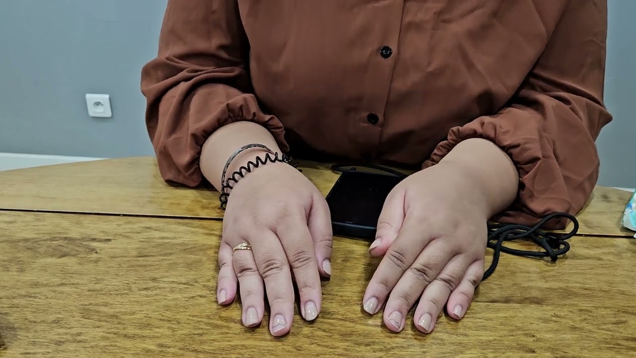 APRES 7 ECHECS A L'EXAMEN, SAFA NOUS RACONTE COMMENT ELLE A SURMONTÉ SON STRESS