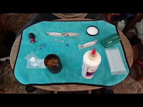 Stiletto's New Original Goat Spyderco Manix 2 LW SALT Gunstock Aluminum Scale Kit with Skiff's