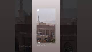 Huzurlu Medi̇ne Ezani